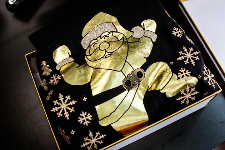 2 Chainz Christmas sweater